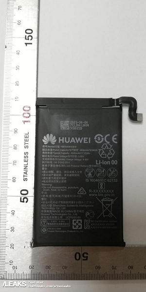 Больше, чем у предшественников. Емкость аккумуляторов Huawei Mate 30 и Mate 30 Pro подтверждена на фото